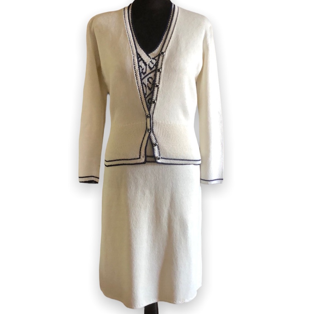 St. John Knits Vintage 3 Piece Skirt Set Cardigan Vest White & Blue Size XS-S*